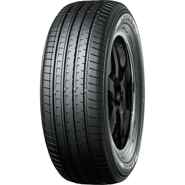 Летние шины Yokohama Advan V61E 235/60R18 107V